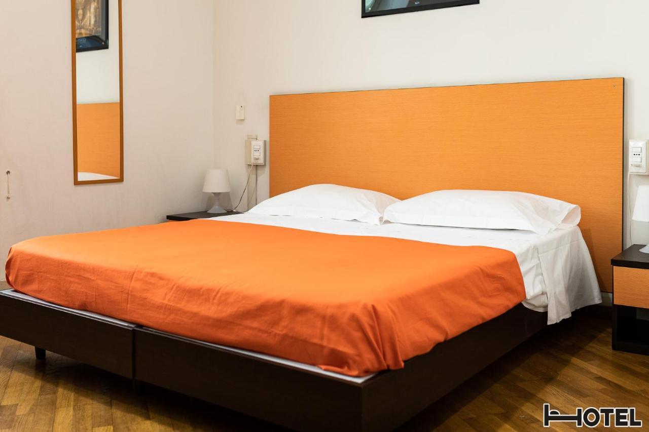 Hotel Youri Il Magnifico Genoa Exterior photo